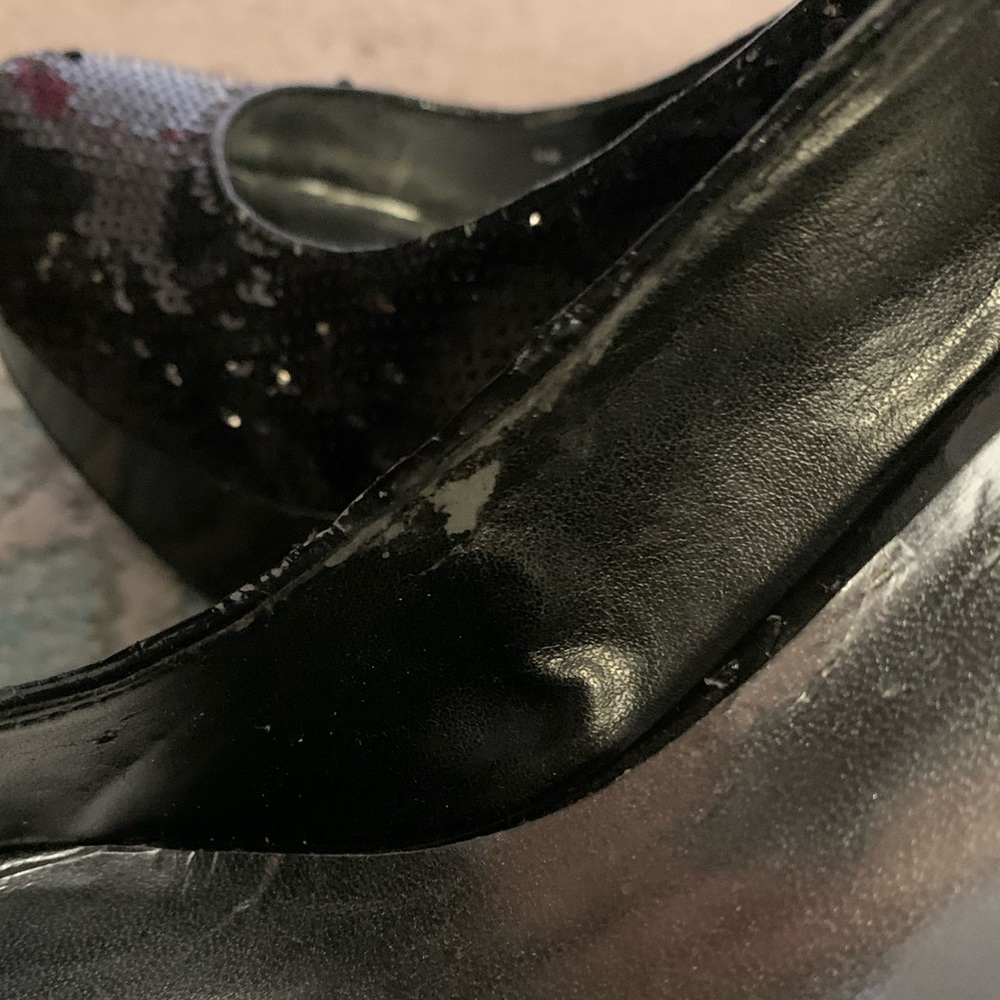 Pumps - Picture 4 of 8
